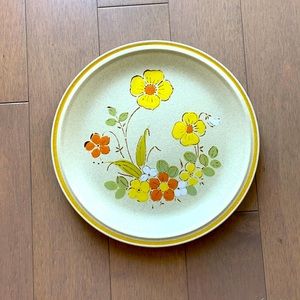 1970s Vintage Hand-painted Genuine Stoneware Plate